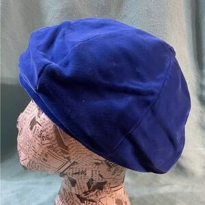 Vintage blue velvet beret